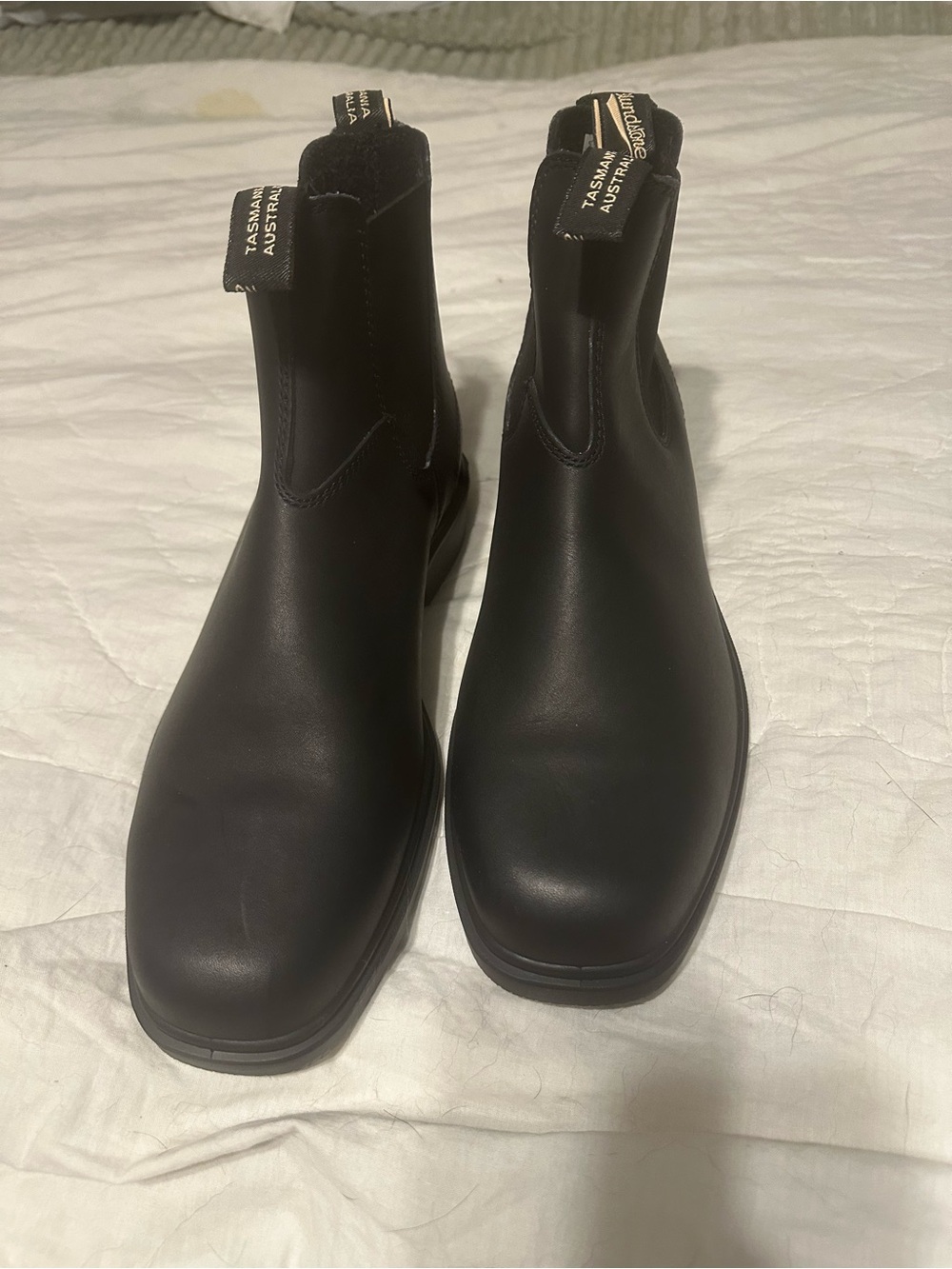 Blundstone Men's Black Chukka Boots - Slip-On Ankle Work Boots - Picture 7 of 9